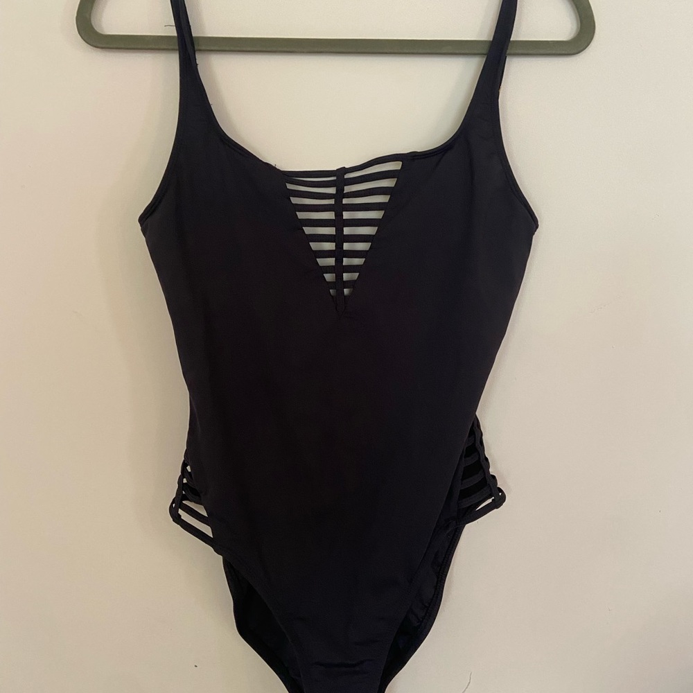 La Blanca One Piece Black Swimsuit Women’s Size 10